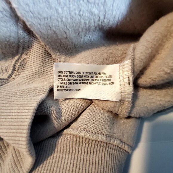 Cropped Gray Zip-Up Hoodie Size XXL Cotton Blend Zip-up closure   Cozy hood - Picture 8 of 11